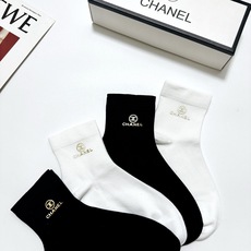 配包装 🌟【一盒5双】 🌟Chanel 香奈儿 经典字母logo 纯棉短筒袜 ,ins火爆纯色设计,潮人必备 ,个 配包装 🌟【一盒5双】 🌟Chanel 香奈儿 经典字母logo 纯棉短筒袜 ,ins火爆纯色设计,潮人必备 ,个
