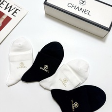 配包装 🌟【一盒5双】 🌟Chanel 香奈儿 经典字母logo 纯棉短筒袜 ,ins火爆纯色设计,潮人必备 ,个 配包装 🌟【一盒5双】 🌟Chanel 香奈儿 经典字母logo 纯棉短筒袜 ,ins火爆纯色设计,潮人必备 ,个