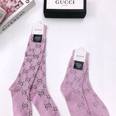 配包装 🌟【一盒2 双】 🌟Gucci 古奇 爆款金银丝长筒袜 中筒袜,超级火爆小腿袜🔥双针针织混纺金银丝材质,超完美结 配包装 🌟【一盒2 双】 🌟Gucci 古奇 爆款金银丝长筒袜 中筒袜,超级火爆小腿袜🔥双针针织混纺金银丝材质,超完美结