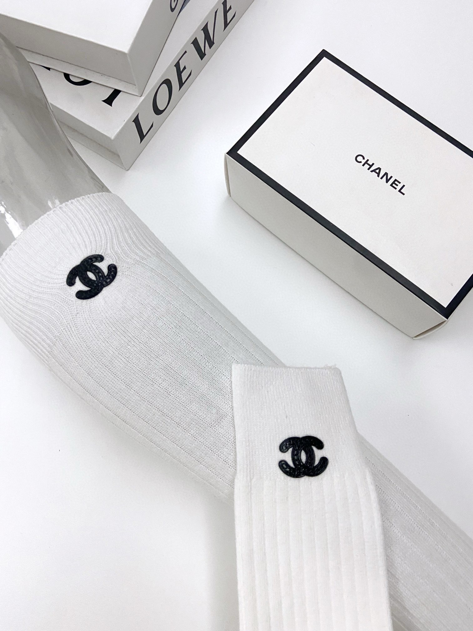 配包装 🌟【一盒一双】 🌟Chanel 香奈儿 经典双C字母logo纯棉长筒袜  小腿袜 🌟ins爆款！专柜在售ing 
