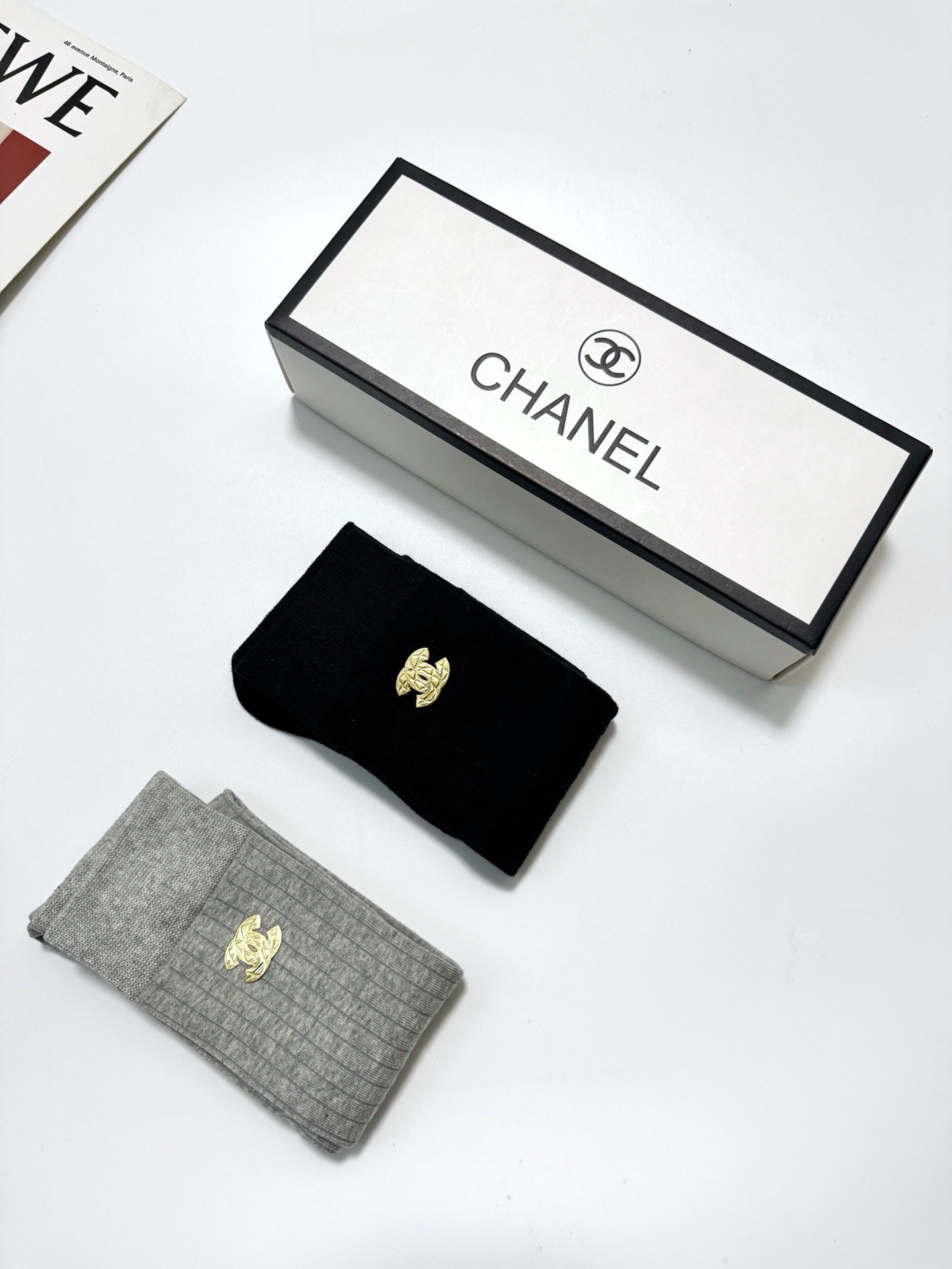 配包装 🌟【一盒2 双】 🌟Chanel 香奈儿 经典双C字母logo纯棉长筒袜  小腿袜 🌟ins爆款！专柜在售ing