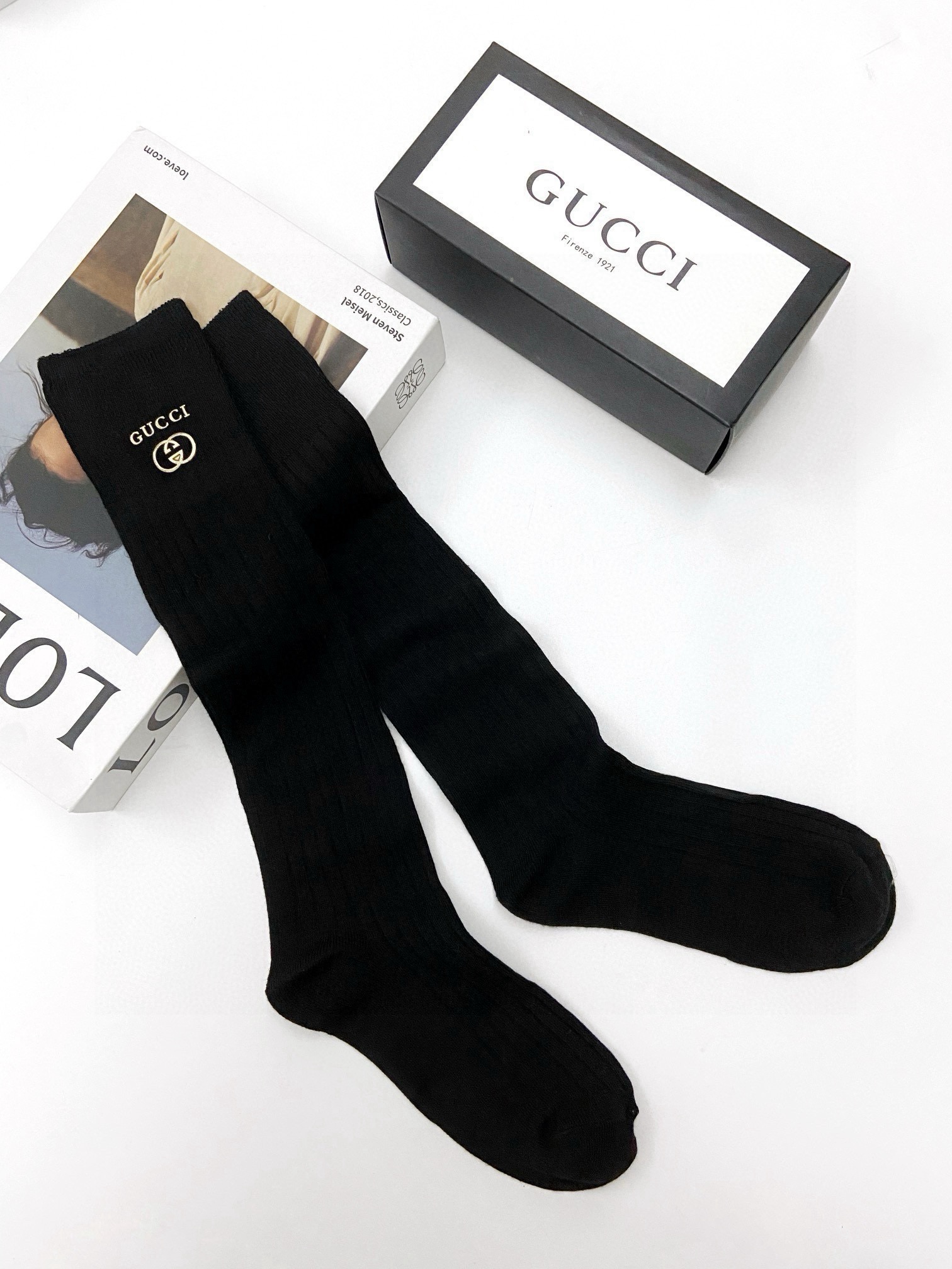配包装 🌟【一盒一双】 🌟 Gucci 古琦 爆款经典字母 长筒袜 小腿袜🔥双针针织材质，超完美结合，款式经典，专柜同步