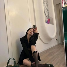 配包装 🌟【一盒3双】 🌟Chanel 香奈儿 经典双C字母logo中筒丝袜 小腿袜 🌟ins爆款!专柜在售ing 🌟 配包装 🌟【一盒3双】 🌟Chanel 香奈儿 经典双C字母logo中筒丝袜 小腿袜 🌟ins爆款!专柜在售ing 🌟