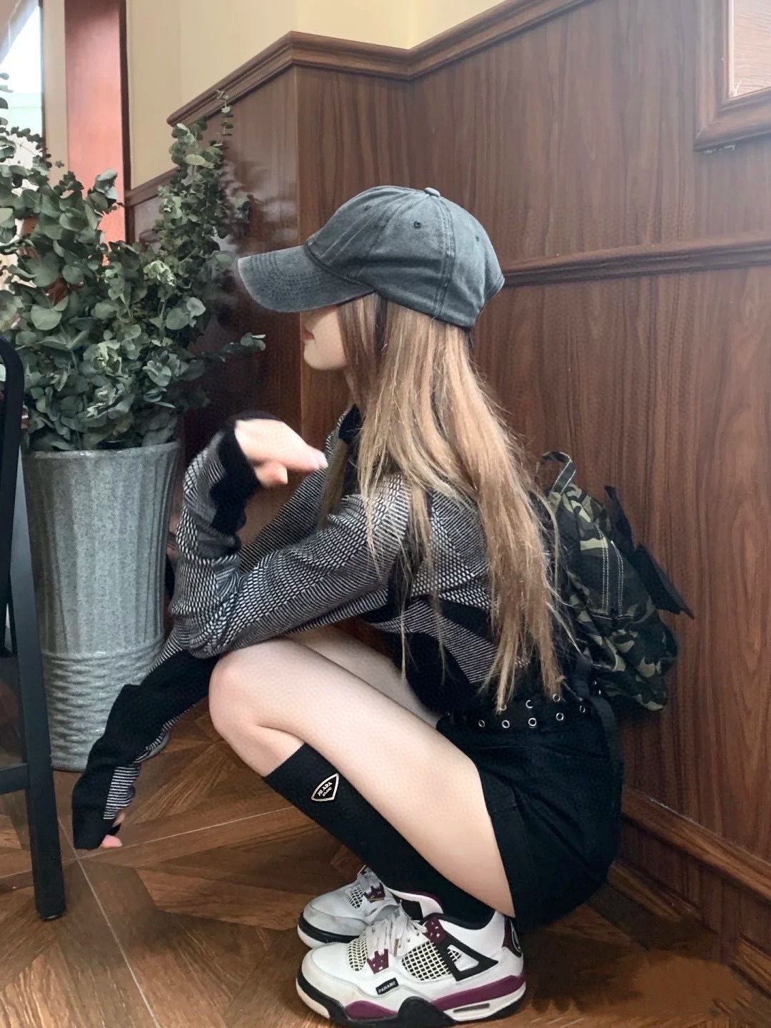 配包装 🌟【一盒一双】 🌟Prada 普拉达 经典字母logo 纯棉 小腿袜 双针针织工艺. 🌟ins爆款！专柜在售in