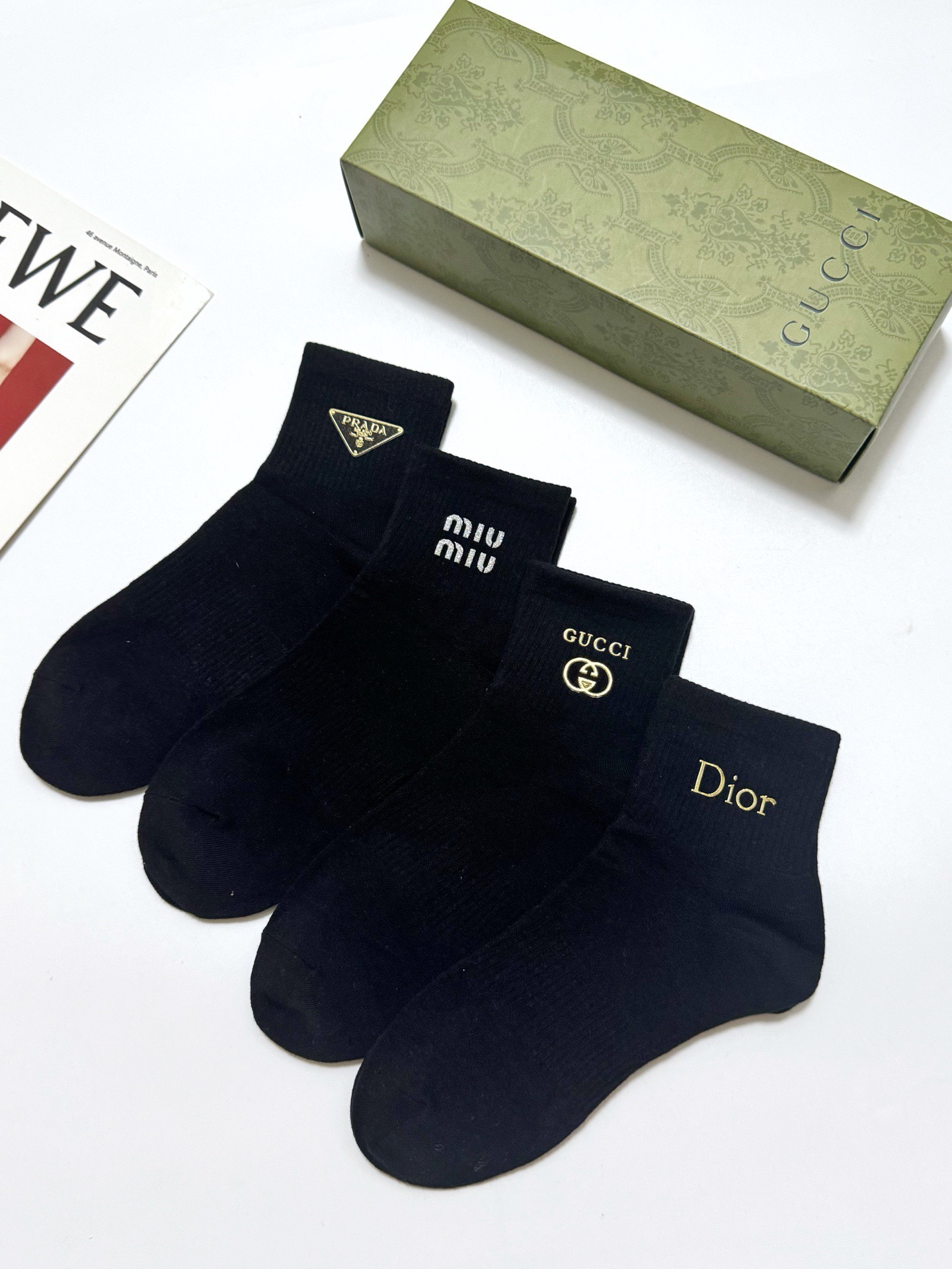 配包装 🌟【一盒4双】 🌟Gucci/prada/miumiu/dior 欧美大牌 经典纯色 字母logo 纯棉短筒袜 