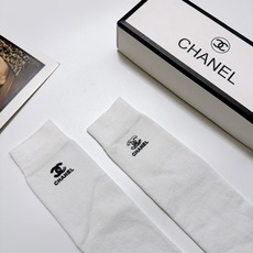 配包装 🌟【一盒一双】 🌟 Chanel 香奈儿 爆款经典字母 logo 长筒袜 小腿袜🔥 纯棉 材质,超完美结合,款式 配包装 🌟【一盒一双】 🌟 Chanel 香奈儿 爆款经典字母 logo 长筒袜 小腿袜🔥 纯棉 材质,超完美结合,款式