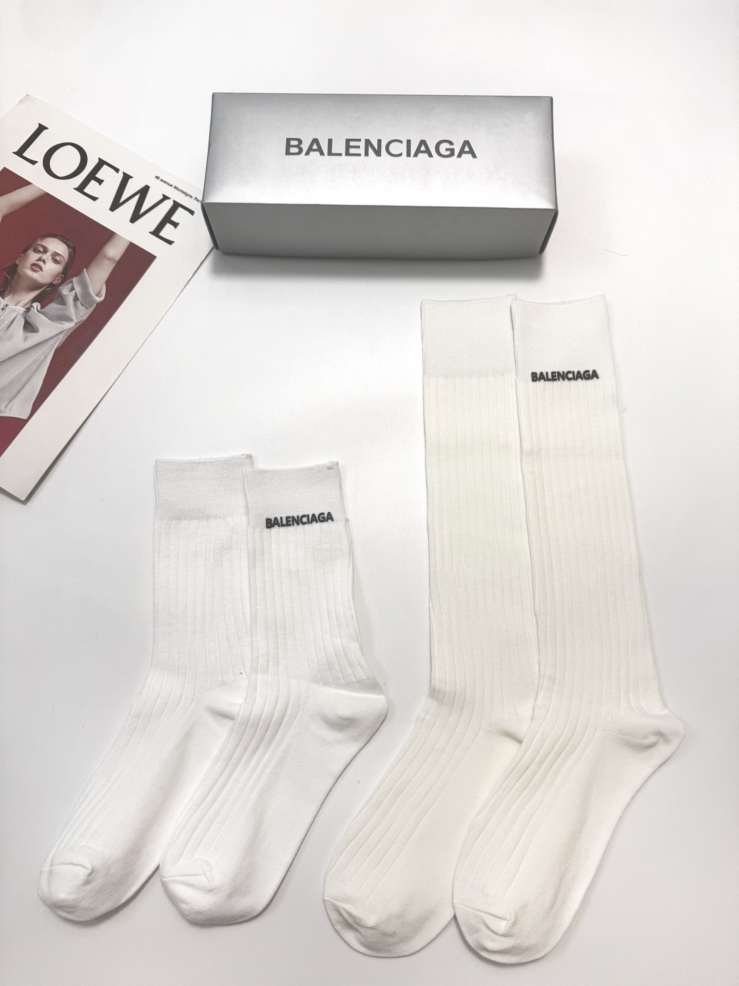 配包装 🌟【一盒2双】 🌟 巴黎世家 balenciaga 经典字母 长筒袜 短筒袜🔥双针针织材质，超完美结合，款式经典