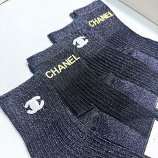 配包装 🌟【一盒4双】 🌟 Chanel 香奈儿 经典字母logo金银丝混纺中筒袜 🌟经典配色个性时尚 🌟ins爆款 配包装 🌟【一盒4双】 🌟 Chanel 香奈儿 经典字母logo金银丝混纺中筒袜 🌟经典配色个性时尚 🌟ins爆款