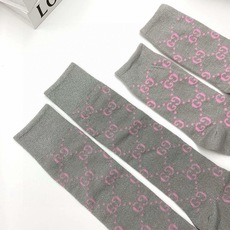 配包装 🌟【一盒2 双】 🌟Gucci 古奇 爆款金银丝长筒袜 中筒袜,超级火爆小腿袜🔥双针针织混纺金银丝材质,超完美结 配包装 🌟【一盒2 双】 🌟Gucci 古奇 爆款金银丝长筒袜 中筒袜,超级火爆小腿袜🔥双针针织混纺金银丝材质,超完美结