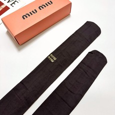 配包装 🌟【一盒一双】 🌟缪缪 miumiu 爆款字母 丝袜 🌟好看到爆炸 欧美大牌丝袜 连裤袜 🔥🌟潮人必不能少的专柜 配包装 🌟【一盒一双】 🌟缪缪 miumiu 爆款字母 丝袜 🌟好看到爆炸 欧美大牌丝袜 连裤袜 🔥🌟潮人必不能少的专柜