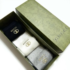配包装 🌟【一盒3 双】 🌟Gucci 古琦 经典字母logo 超薄透气中筒袜 ,ins超火爆空调袜,潮人必备 ,经典 配包装 🌟【一盒3 双】 🌟Gucci 古琦 经典字母logo 超薄透气中筒袜 ,ins超火爆空调袜,潮人必备 ,经典