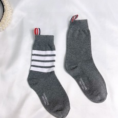 【一盒3双】 🌟THOM BROWNE · 桑姆 布朗尼❗ 🌟超级爆款网红小腿袜子❗官网同步,一直在售的炒鸡经典款❗经典 【一盒3双】 🌟THOM BROWNE · 桑姆 布朗尼❗ 🌟超级爆款网红小腿袜子❗官网同步,一直在售的炒鸡经典款❗经典