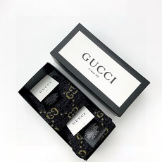 配包装 🌟【一盒2 双】 🌟Gucci 古奇 爆款金银丝长筒袜 中筒袜,超级火爆小腿袜🔥双针针织混纺金银丝材质,超完美结 配包装 🌟【一盒2 双】 🌟Gucci 古奇 爆款金银丝长筒袜 中筒袜,超级火爆小腿袜🔥双针针织混纺金银丝材质,超完美结