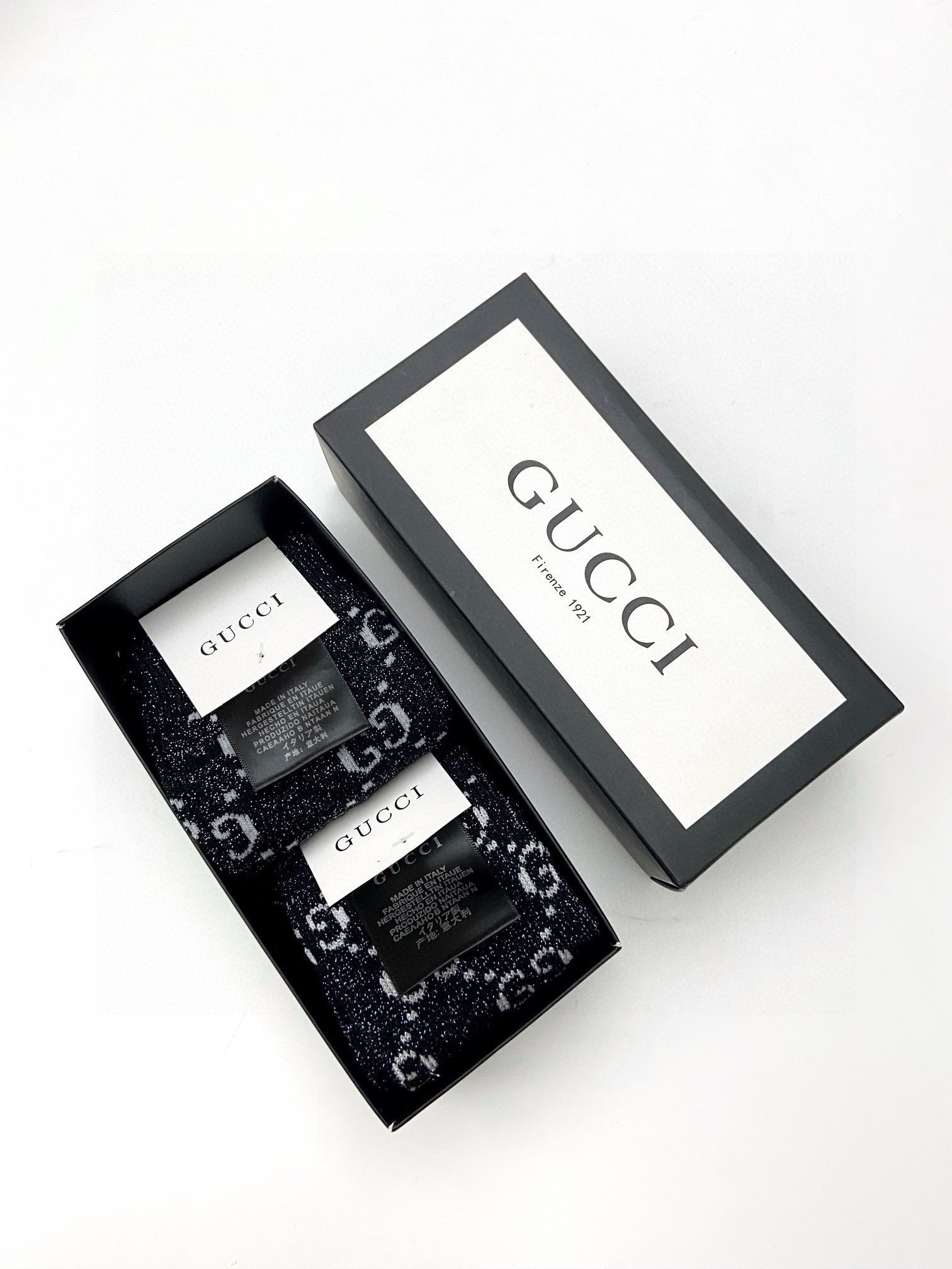 配包装 🌟【一盒2 双】 🌟Gucci 古奇 爆款金银丝长筒袜 中筒袜，超级火爆小腿袜🔥双针针织混纺金银丝材质，超完美结