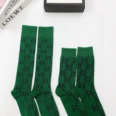 配包装 🌟【一盒2 双】 🌟Gucci 古奇 爆款金银丝长筒袜 中筒袜,超级火爆小腿袜🔥双针针织混纺金银丝材质,超完美结 配包装 🌟【一盒2 双】 🌟Gucci 古奇 爆款金银丝长筒袜 中筒袜,超级火爆小腿袜🔥双针针织混纺金银丝材质,超完美结