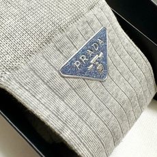 配包装 🌟【一盒2双】 🌟Prada 普拉达 经典字母logo纯棉袜 小腿堆堆袜,ins超火爆红人同款,精美 面料,潮 配包装 🌟【一盒2双】 🌟Prada 普拉达 经典字母logo纯棉袜 小腿堆堆袜,ins超火爆红人同款,精美 面料,潮