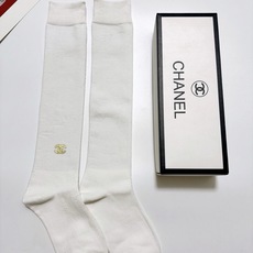 配包装 🌟【一盒一双】 🌟Chanel 香奈儿 经典双C字母logo纯棉长筒袜 小腿袜 🌟ins爆款!专柜在售ing 配包装 🌟【一盒一双】 🌟Chanel 香奈儿 经典双C字母logo纯棉长筒袜 小腿袜 🌟ins爆款!专柜在售ing