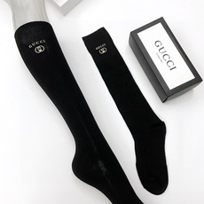 配包装 🌟【一盒一双】 🌟 Gucci 古琦 爆款经典字母 长筒袜 小腿袜🔥双针针织材质,超完美结合,款式经典,专柜同步 配包装 🌟【一盒一双】 🌟 Gucci 古琦 爆款经典字母 长筒袜 小腿袜🔥双针针织材质,超完美结合,款式经典,专柜同步