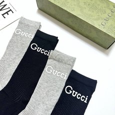 配包装 🌟【一盒4 双】 🌟Gucci 古奇 爆款双G字母 长筒袜 小腿袜,短腿袜 🔥专柜同步发售ing ,巨多明星红 配包装 🌟【一盒4 双】 🌟Gucci 古奇 爆款双G字母 长筒袜 小腿袜,短腿袜 🔥专柜同步发售ing ,巨多明星红
