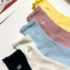 配包装 🌟【一盒5 双】 🌟 alo 经典刺绣字母logo 纯棉中筒袜 ,ins超火爆小腿袜,纯棉面料,潮人必备 配包装 🌟【一盒5 双】 🌟 alo 经典刺绣字母logo 纯棉中筒袜 ,ins超火爆小腿袜,纯棉面料,潮人必备