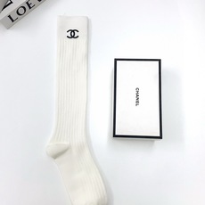 配包装 🌟【一盒一双】 🌟Chanel 香奈儿 经典字母logo纯棉长筒袜 小腿袜 🌟重工装饰个性时尚 🌟ins爆款! 配包装 🌟【一盒一双】 🌟Chanel 香奈儿 经典字母logo纯棉长筒袜 小腿袜 🌟重工装饰个性时尚 🌟ins爆款!