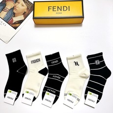 配包装 🌟【一盒5 双】 🌟芬迪FENDI 经典字母logo 纯棉中筒袜 ,ins超火爆短袜,纯棉面料,潮人必备 配包装 🌟【一盒5 双】 🌟芬迪FENDI 经典字母logo 纯棉中筒袜 ,ins超火爆短袜,纯棉面料,潮人必备