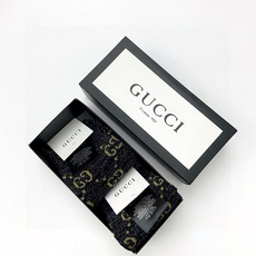 配包装 🌟【一盒2 双】 🌟Gucci 古奇 爆款金银丝长筒袜 中筒袜,超级火爆小腿袜🔥双针针织混纺金银丝材质,超完美结 配包装 🌟【一盒2 双】 🌟Gucci 古奇 爆款金银丝长筒袜 中筒袜,超级火爆小腿袜🔥双针针织混纺金银丝材质,超完美结
