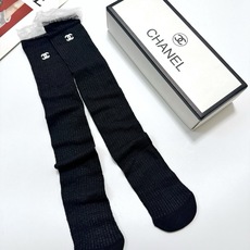 配包装 🌟【一盒一双】 🌟Chanel 香奈儿 经典字母logo镂空 长筒袜 小腿袜 🌟重工装饰个性时尚 🌟ins爆款 配包装 🌟【一盒一双】 🌟Chanel 香奈儿 经典字母logo镂空 长筒袜 小腿袜 🌟重工装饰个性时尚 🌟ins爆款