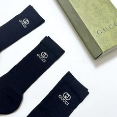配包装 🌟【一盒3 双】 🌟Gucci 古琦 经典字母logo 超薄透气中筒袜 ,ins超火爆空调袜,潮人必备 ,经典 配包装 🌟【一盒3 双】 🌟Gucci 古琦 经典字母logo 超薄透气中筒袜 ,ins超火爆空调袜,潮人必备 ,经典