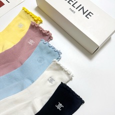 配包装 🌟【一盒5 双】 🌟Celine 赛琳 经典刺绣字母logo 纯棉中筒袜 ,ins超火爆小腿袜,纯棉面料, 配包装 🌟【一盒5 双】 🌟Celine 赛琳 经典刺绣字母logo 纯棉中筒袜 ,ins超火爆小腿袜,纯棉面料,