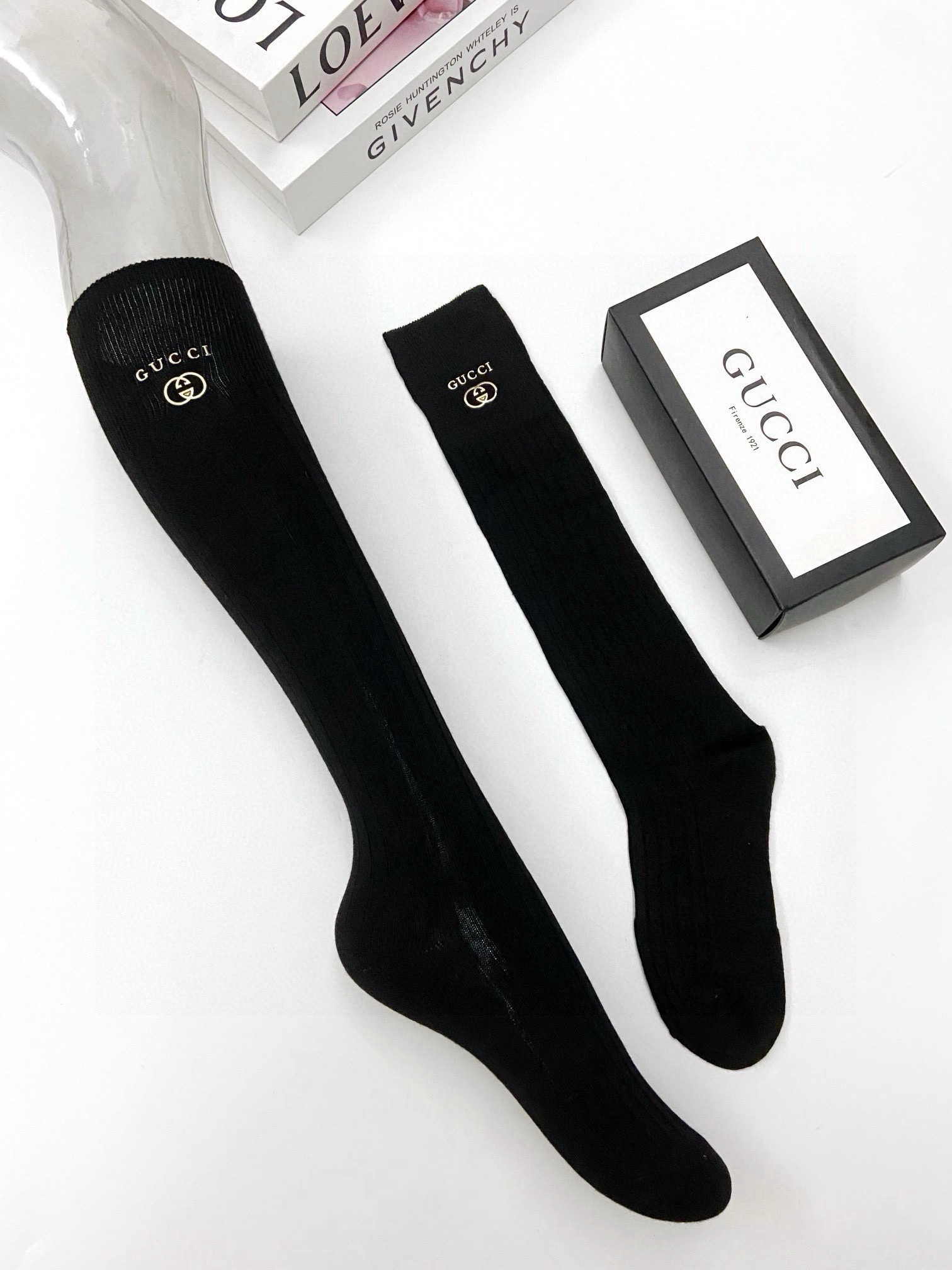 配包装 🌟【一盒一双】 🌟 Gucci 古琦 爆款经典字母 长筒袜 小腿袜🔥双针针织材质，超完美结合，款式经典，专柜同步