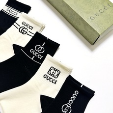 配包装 🌟【一盒5 双】 🌟Gucci 古琦 经典字母logo 纯棉短筒袜 ,男女同款 ,ins超火爆短袜,纯棉面 配包装 🌟【一盒5 双】 🌟Gucci 古琦 经典字母logo 纯棉短筒袜 ,男女同款 ,ins超火爆短袜,纯棉面