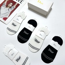配包装 🌟【一盒5双】 🌟Dior 迪奥 经典字母logo 纯棉船袜 ,ins超火爆条纹短袜,纯棉面料,潮人必备 配包装 🌟【一盒5双】 🌟Dior 迪奥 经典字母logo 纯棉船袜 ,ins超火爆条纹短袜,纯棉面料,潮人必备