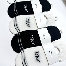 配包装 🌟【一盒5双】 🌟Dior 迪奥 经典字母logo 纯棉船袜 ,ins超火爆条纹短袜,纯棉面料,潮人必备 配包装 🌟【一盒5双】 🌟Dior 迪奥 经典字母logo 纯棉船袜 ,ins超火爆条纹短袜,纯棉面料,潮人必备