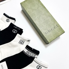 配包装 🌟【一盒5双】 🌟Gucci 古琦 经典字母logo 纯棉短袜 ,ins超火爆短袜,纯棉面料,潮人必备 配包装 🌟【一盒5双】 🌟Gucci 古琦 经典字母logo 纯棉短袜 ,ins超火爆短袜,纯棉面料,潮人必备