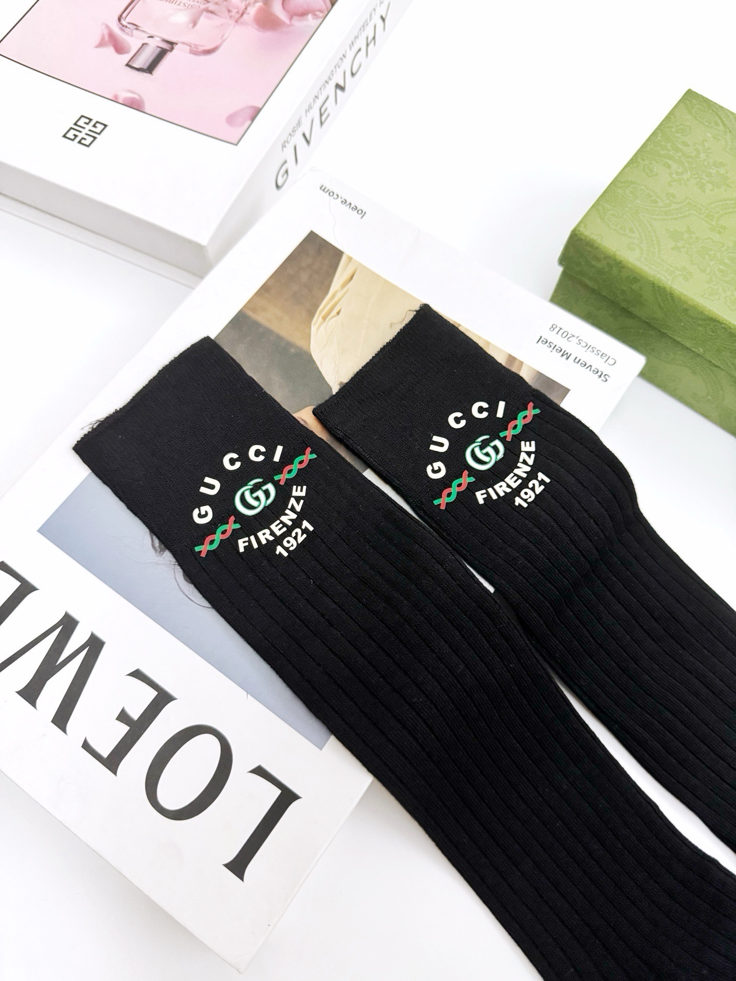 配包装 🌟【一盒一双】 🌟Gucci 古琦  经典字母logo纯棉长筒袜  小腿袜 🌟重工装饰个性时尚 🌟ins爆款！专