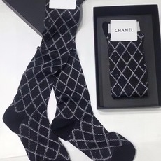 配包装 🌟【一盒一双】 🌟Chanel 香奈儿 爆款菱格长筒袜 小腿袜,金银丝混纺材质,超完美配色,款式经典,专柜同步发 配包装 🌟【一盒一双】 🌟Chanel 香奈儿 爆款菱格长筒袜 小腿袜,金银丝混纺材质,超完美配色,款式经典,专柜同步发