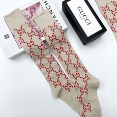 配包装 🌟【一盒2 双】 🌟Gucci 古奇 爆款金银丝长筒袜 中筒袜,超级火爆小腿袜🔥双针针织混纺金银丝材质,超完美结 配包装 🌟【一盒2 双】 🌟Gucci 古奇 爆款金银丝长筒袜 中筒袜,超级火爆小腿袜🔥双针针织混纺金银丝材质,超完美结