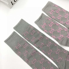 配包装 🌟【一盒2 双】 🌟Gucci 古奇 爆款金银丝长筒袜 中筒袜,超级火爆小腿袜🔥双针针织混纺金银丝材质,超完美结 配包装 🌟【一盒2 双】 🌟Gucci 古奇 爆款金银丝长筒袜 中筒袜,超级火爆小腿袜🔥双针针织混纺金银丝材质,超完美结