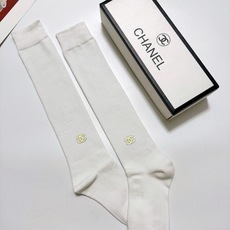 配包装 🌟【一盒一双】 🌟Chanel 香奈儿 经典双C字母logo纯棉长筒袜 小腿袜 🌟ins爆款!专柜在售ing 配包装 🌟【一盒一双】 🌟Chanel 香奈儿 经典双C字母logo纯棉长筒袜 小腿袜 🌟ins爆款!专柜在售ing