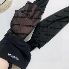 高版本【腰部印胶logo】 配包装 【一盒一双】🌟Balenciaga巴黎世家字母丝袜 🌟好看到爆炸 ,欧美大牌丝袜🔥 高版本【腰部印胶logo】 配包装 【一盒一双】🌟Balenciaga巴黎世家字母丝袜 🌟好看到爆炸 ,欧美大牌丝袜🔥