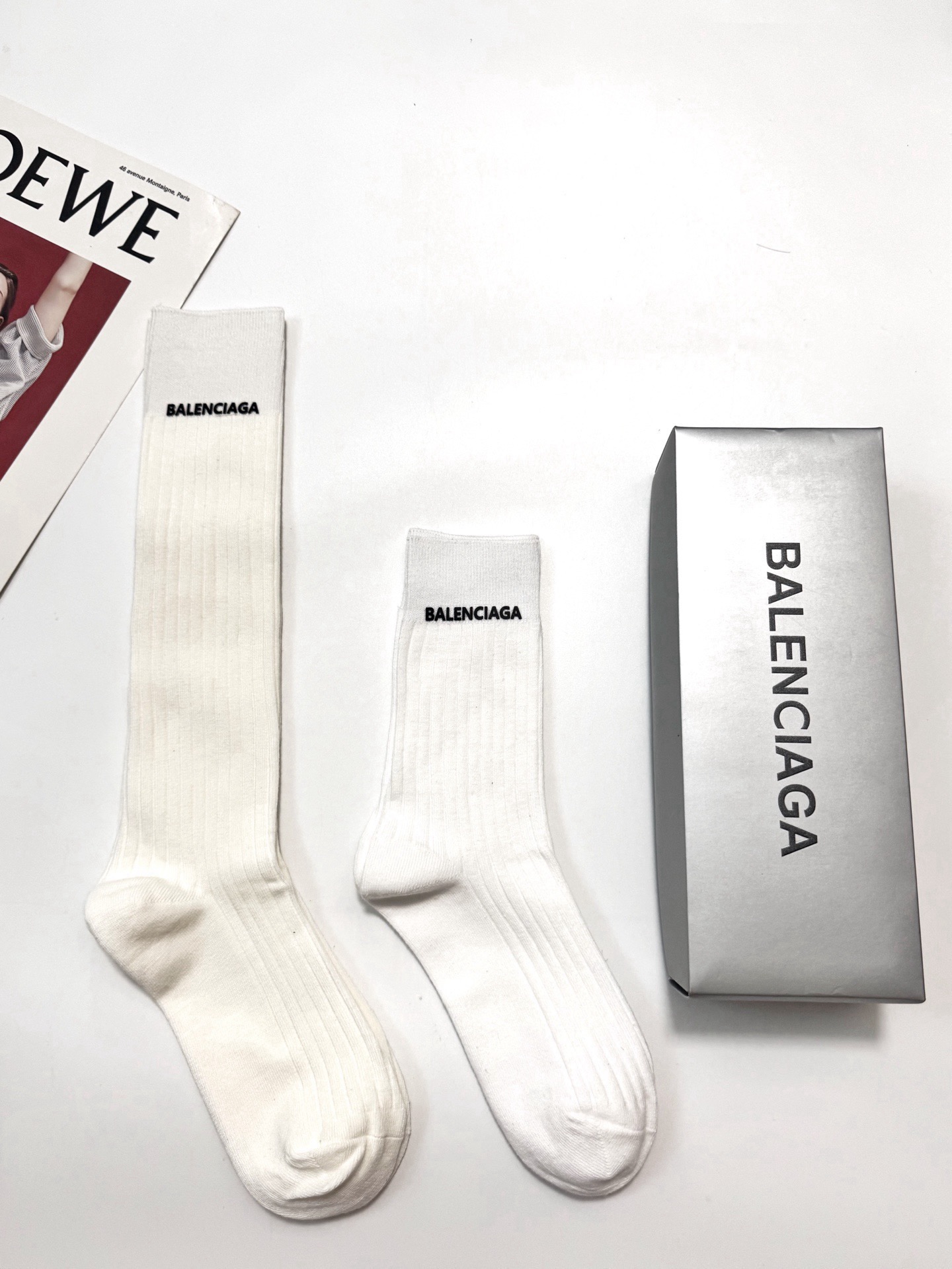 配包装 🌟【一盒2双】 🌟 巴黎世家 balenciaga 经典字母 长筒袜 短筒袜🔥双针针织材质，超完美结合，款式经典