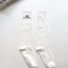配包装 🌟【一盒一双】 🌟巴黎世家 balenciaga 经典字母logo纯棉长筒袜 小腿袜 🌟重工装饰个性时尚 🌟i 配包装 🌟【一盒一双】 🌟巴黎世家 balenciaga 经典字母logo纯棉长筒袜 小腿袜 🌟重工装饰个性时尚 🌟i