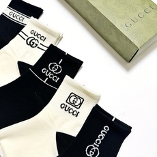 配包装 🌟【一盒5 双】 🌟Gucci 古琦 经典字母logo 纯棉短筒袜 ,男女同款 ,ins超火爆短袜,纯棉面 配包装 🌟【一盒5 双】 🌟Gucci 古琦 经典字母logo 纯棉短筒袜 ,男女同款 ,ins超火爆短袜,纯棉面