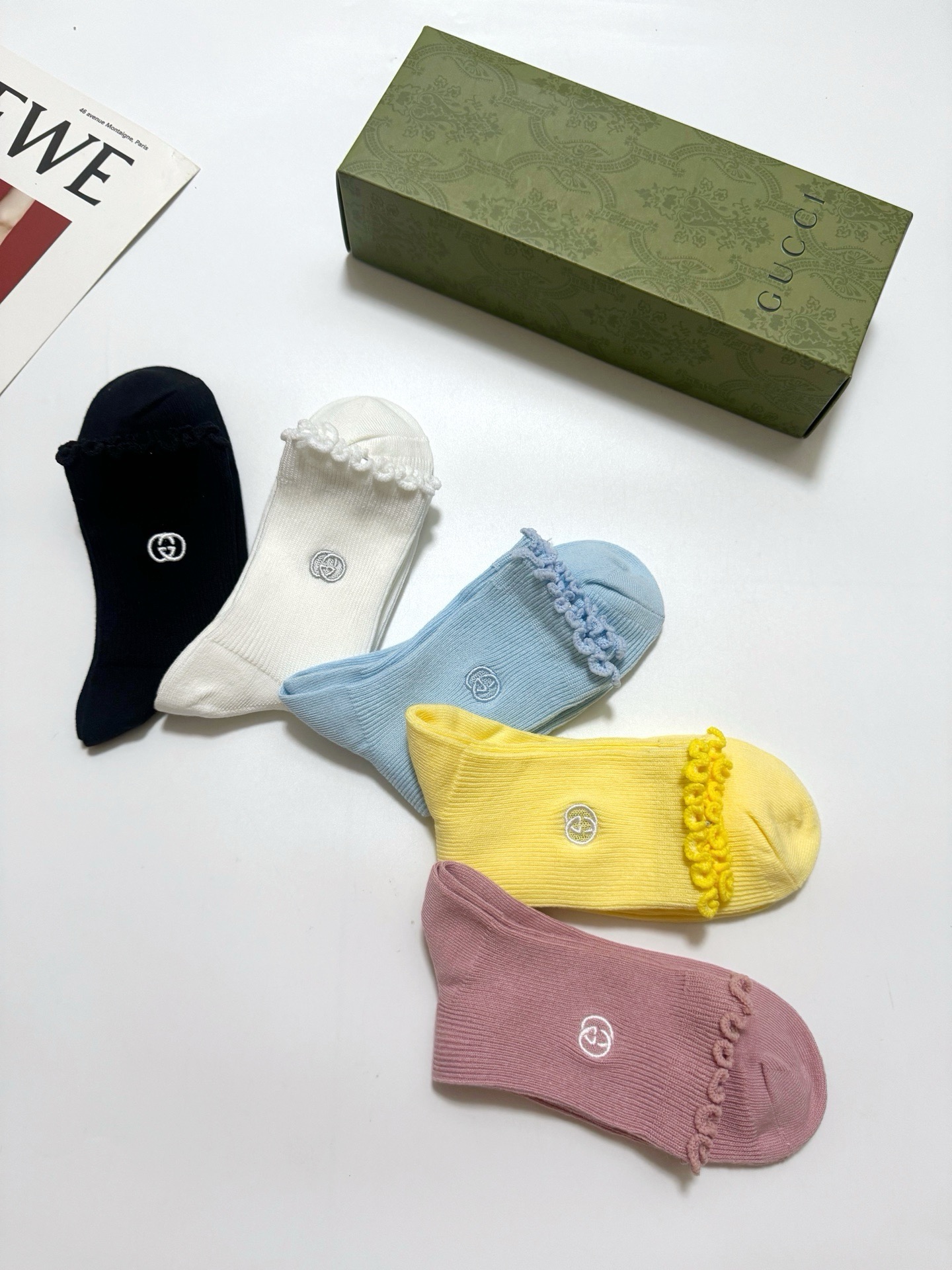 配包装 🌟【一盒5 双】  🌟Gucci 古琦 经典刺绣字母logo 纯棉中筒袜   ，ins超火爆小腿袜，纯棉面料，潮