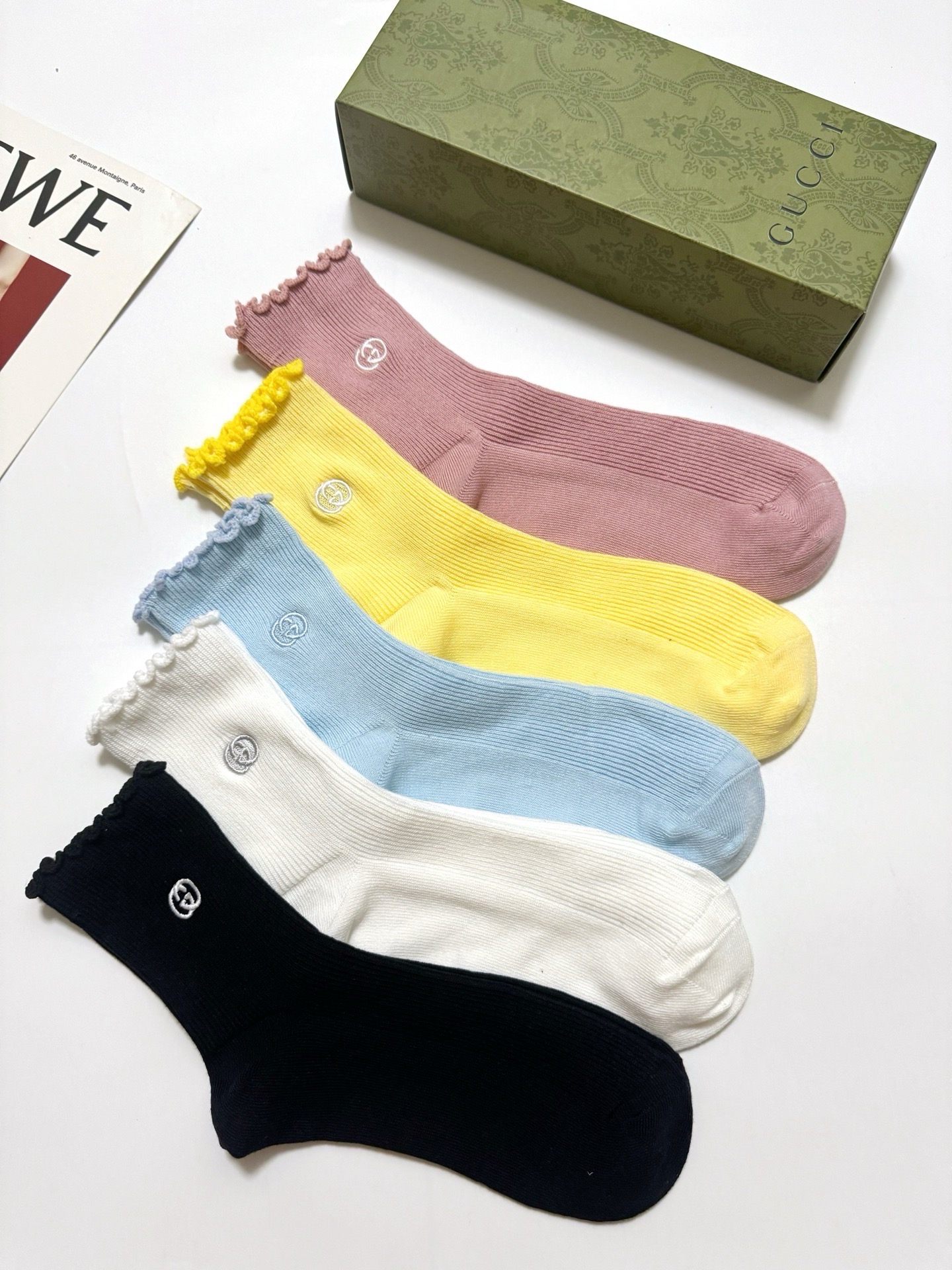 配包装 🌟【一盒5 双】  🌟Gucci 古琦 经典刺绣字母logo 纯棉中筒袜   ，ins超火爆小腿袜，纯棉面料，潮