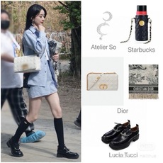 配包装 🌟【一盒一双】 🌟Miumiu 缪缪 经典字母logo纯棉长筒袜 小腿袜 🌟重工装饰个性时尚! 🌟ins爆款! 配包装 🌟【一盒一双】 🌟Miumiu 缪缪 经典字母logo纯棉长筒袜 小腿袜 🌟重工装饰个性时尚! 🌟ins爆款!