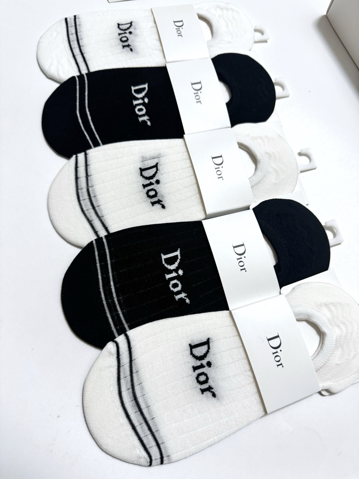 配包装 🌟【一盒5双】  🌟Dior 迪奥 经典字母logo 纯棉船袜   ，ins超火爆条纹短袜，纯棉面料，潮人必备 