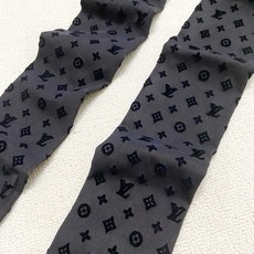 【加厚款】 配包装 🌟【一盒一双】 🌟LV 路易威登 ins爆款,秋冬加厚丝袜 ,水光黑丝透肤打底连裤袜🌟对版高货!超 【加厚款】 配包装 🌟【一盒一双】 🌟LV 路易威登 ins爆款,秋冬加厚丝袜 ,水光黑丝透肤打底连裤袜🌟对版高货!超