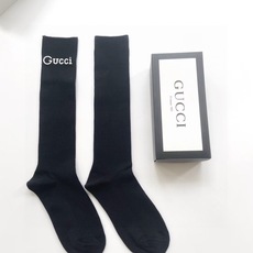 配包装 🌟【一盒一双】 🌟 Gucci 古琦 爆款经典字母 长筒袜 小腿袜🔥双针针织材质,超完美结合,款式经典,专柜同步 配包装 🌟【一盒一双】 🌟 Gucci 古琦 爆款经典字母 长筒袜 小腿袜🔥双针针织材质,超完美结合,款式经典,专柜同步